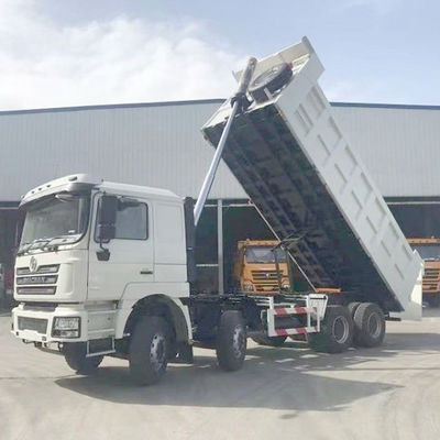 Shacman 8X4 camiões de descarga para máquinas pesadas LHD tanque de carga dimensão 6800 * 2350 * 1600mm