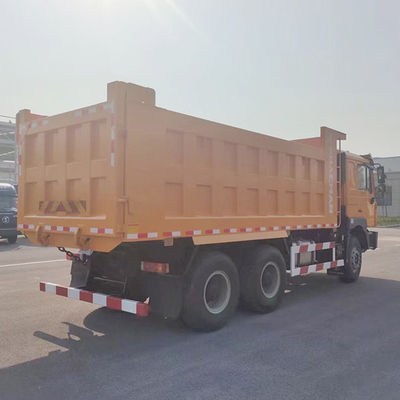 Shacman Dump Trucks 300-400L Capacidade do tanque de combustível e tipo de combustível diesel com 2 assentos